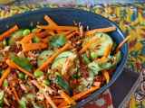 Receita Salada de arroz crocante com salmão e toque picante